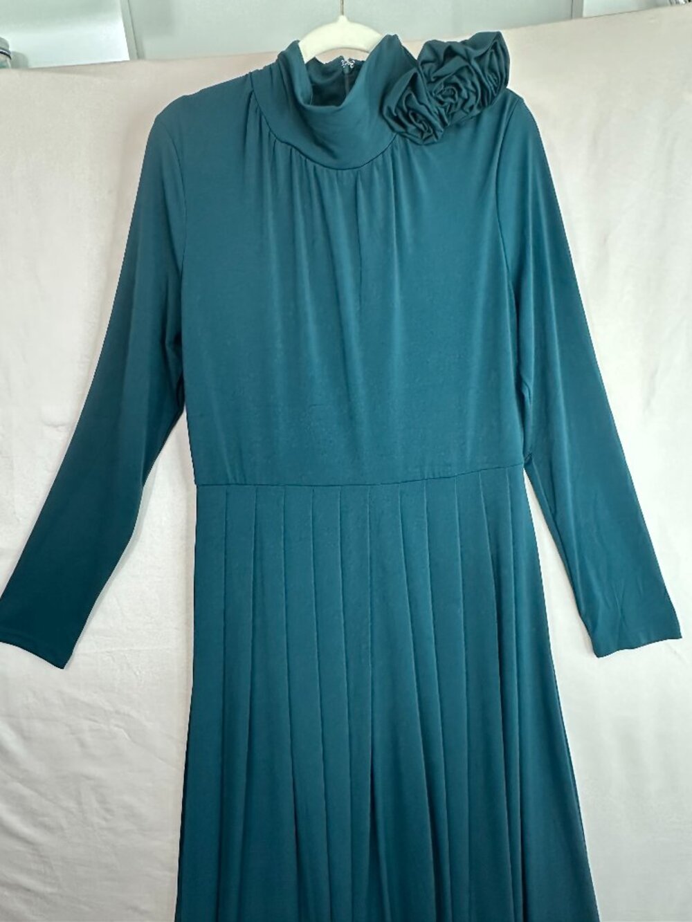 ALEXIA ADMOR EMERALD GREEN XL LONG SLEEVE MAXI PLEADED DRESS WITH TAG